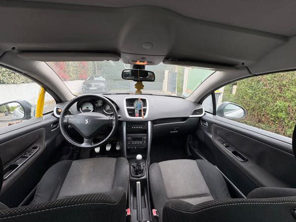Peugeot 207 (2) 207CC 1.6 HDI 110cv