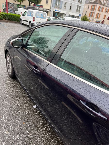 Peugeot 208 (2) 1.2 PURETECH 82 S&amp;S ACTIVE 5P