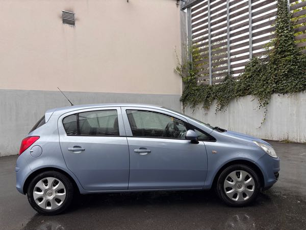 Opel Corsa IV 1.2 TWINPORT ENJOY 5P