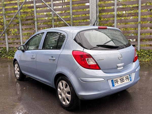 Opel Corsa IV 1.2 TWINPORT ENJOY 5P