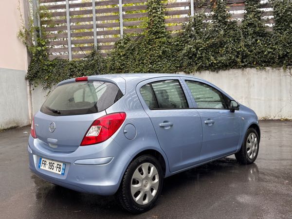 Opel Corsa IV 1.2 TWINPORT ENJOY 5P