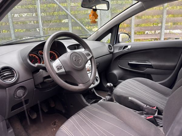 Opel Corsa IV 1.2 TWINPORT ENJOY 5P