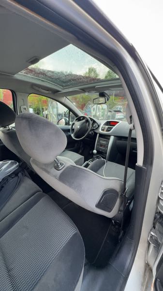 Peugeot 207 1.6 HDI 16V 110 FAP GRIFFE 5P