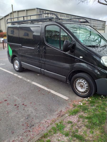Renault Trafic FOURGON CONFORT L1H2 1200 2.0 DCI 90