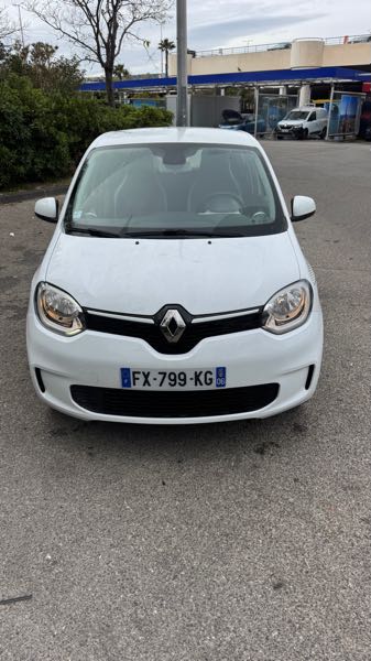 Renault Twingo II (2) 1.2 LEV 16V 75 LIMITED ECO2