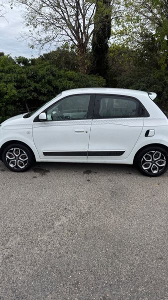 Renault Twingo II (2) 1.2 LEV 16V 75 LIMITED ECO2