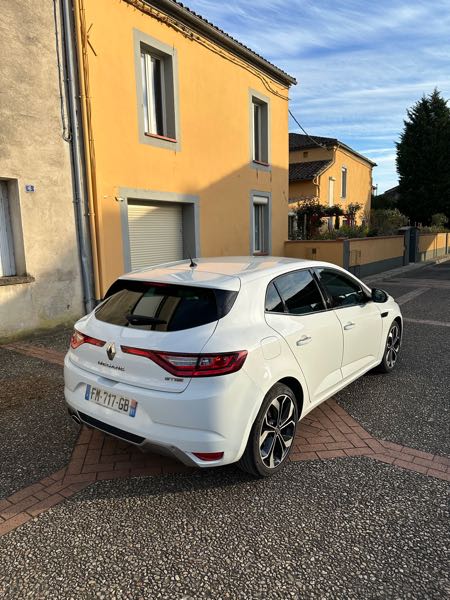 Renault Megane IV 1.3 TCE 140 FAP GT-LINE