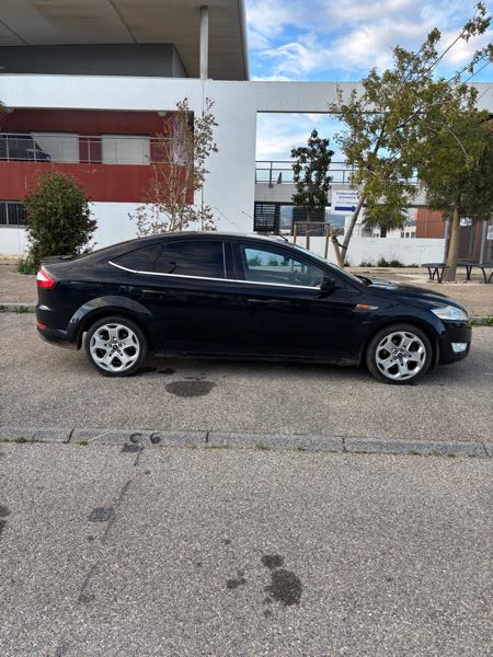 Ford Mondeo III (2) 1.8 TDCI 125 GHIA BVM6 4P