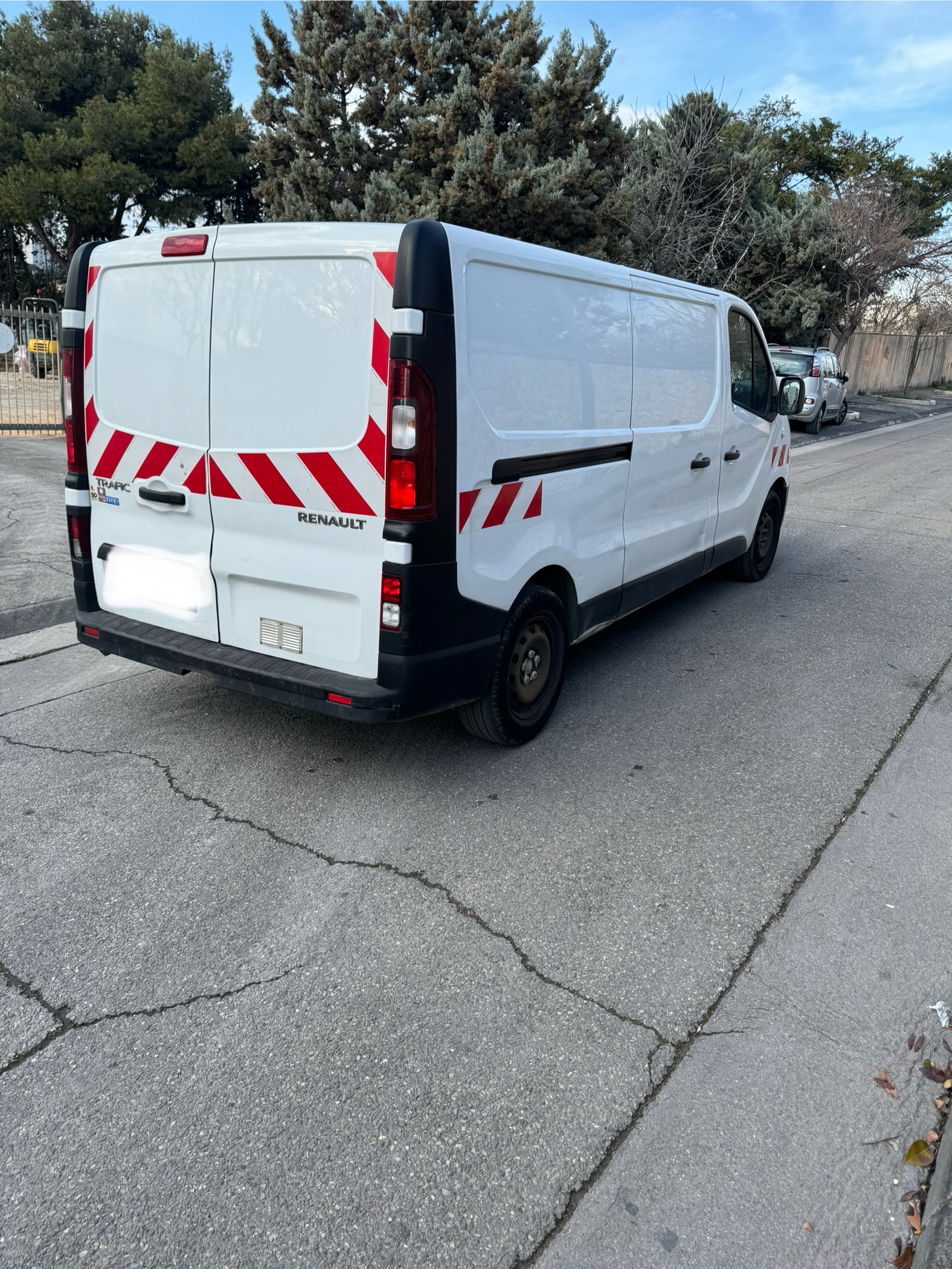 Renault Trafic III (2) CABINE APPROFONDIE CONFORT L2H1 1200 ENERGY DCI 145 EDC