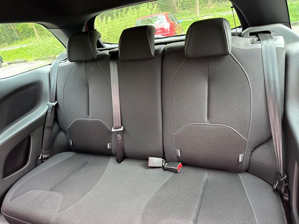 Ds 3 DS 3 1.6 BlueHDi 100cv SS BVM5 So Chic, 5 cv / 3 ptes/ 5pl