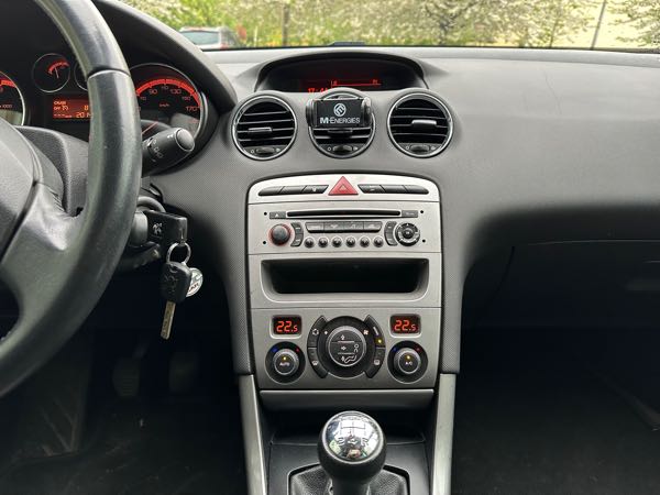 Peugeot 308 (2) SW 1.6 HDI 92 CONFORT PACK BVM5