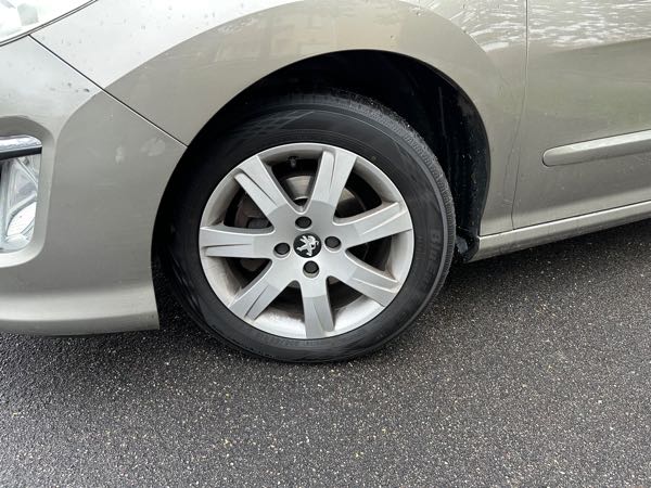 Peugeot 308 (2) SW 1.6 HDI 92 CONFORT PACK BVM5