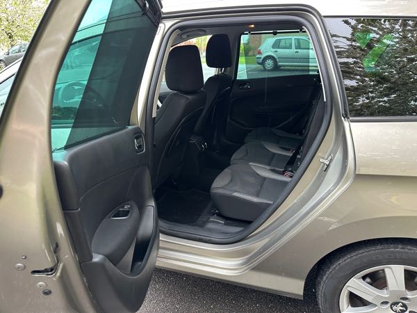 Peugeot 308 (2) SW 1.6 HDI 92 CONFORT PACK BVM5