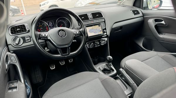 Volkswagen Polo V (2) 1.0 75 MATCH 5P