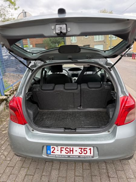 Toyota Yaris TOYOTA YARIS prête à immatriculer boit auto clim.
