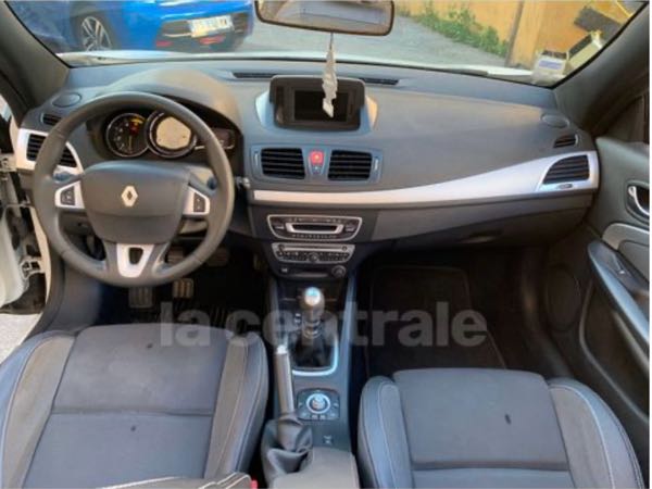 Renault Megane III (2) COUPE CABRIOLET 1.5 DCI 110 FAP ENERGY