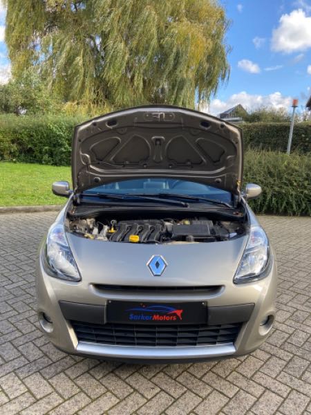 Renault Clio AUTOMAAT/GARANTIE/Renault Clio Initiale Tomtom/2011/106950