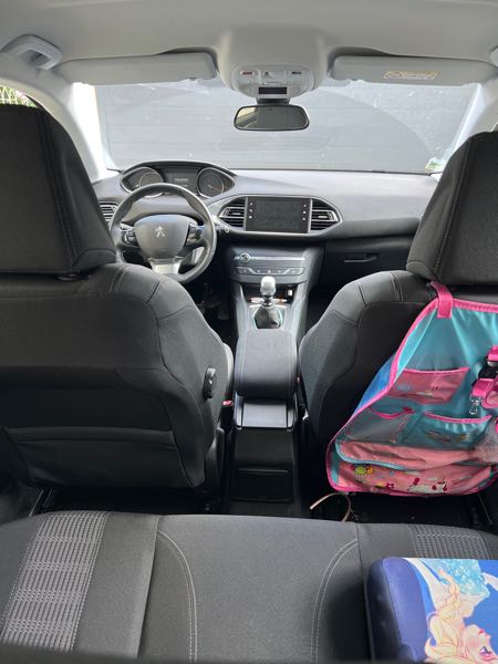 Peugeot 308 II (2) 1.5 BLUEHDI 130 ACTIVE