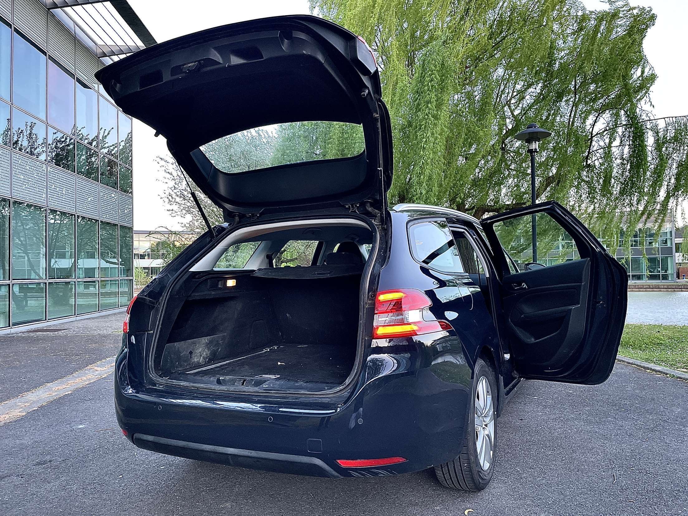 Peugeot 308 II SW 1.2 PURETECH S&amp;S 110 STYLE