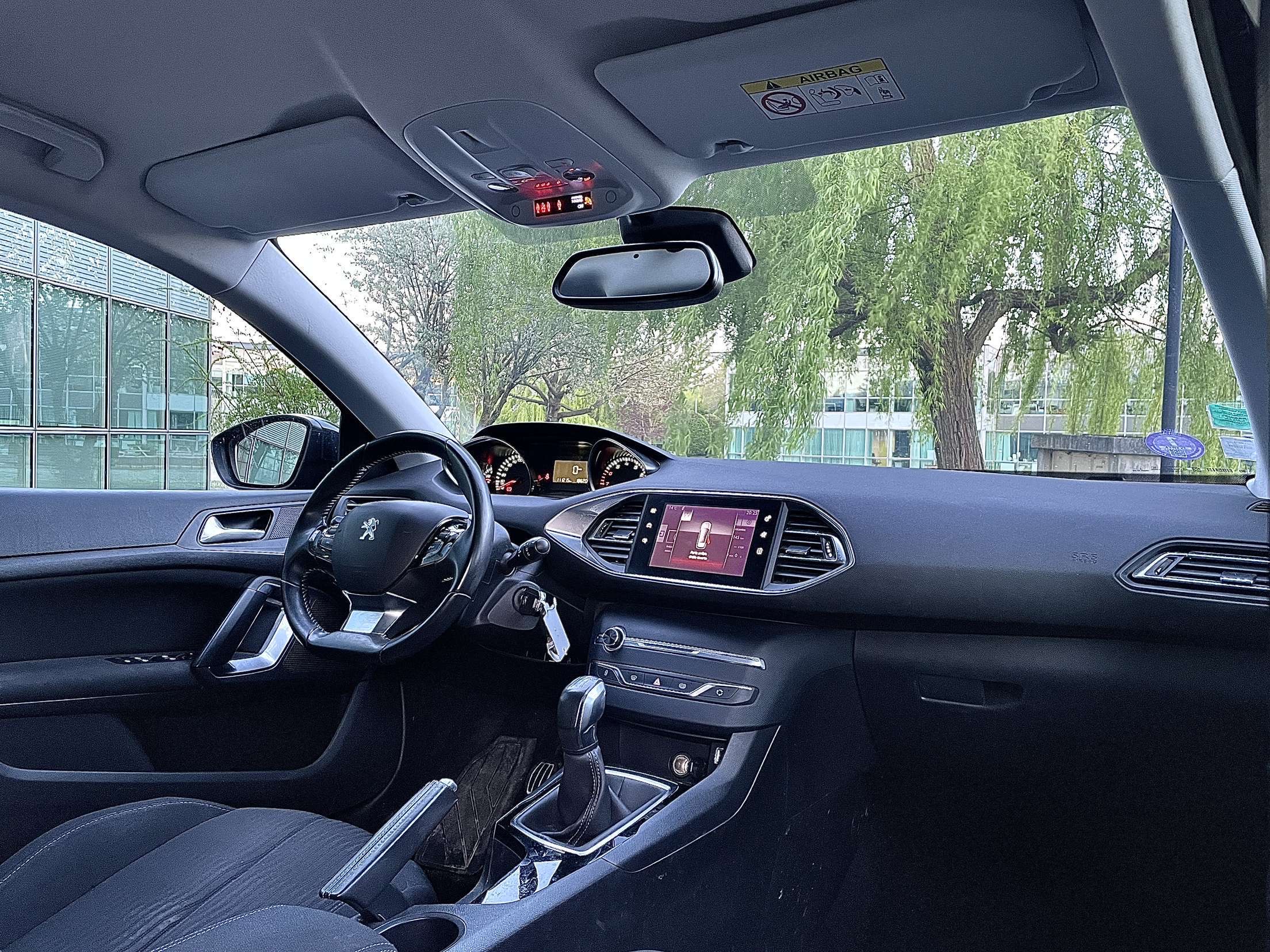 Peugeot 308 II SW 1.2 PURETECH S&amp;S 110 STYLE