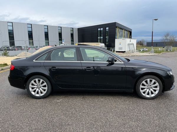 Audi A4 Audi A4 2.7 V6 TDI 190 DPF AMBITION LUXE MULTITRONIC