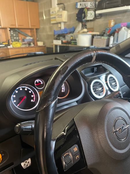 Opel Corsa IV 1.6 TURBO 192 OPC 3P