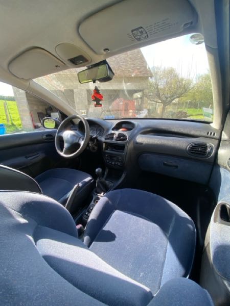 Peugeot 206 1.6 XT 5P 6CV