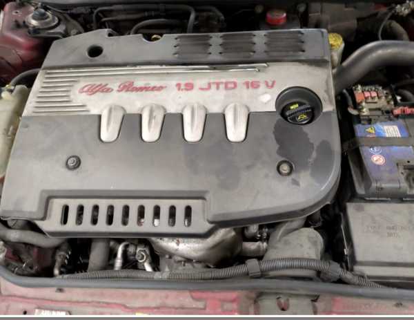 Alfa Romeo 147 1.9 JTD 140 DISTINCTIVE 5P