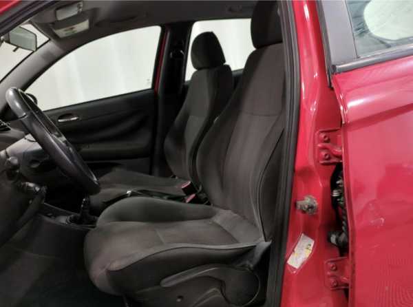 Alfa Romeo 147 1.9 JTD 140 DISTINCTIVE 5P