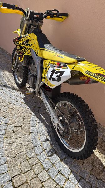SUZUKI RM-Z 250