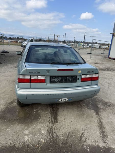 Citroen Xantia propre papier suisse