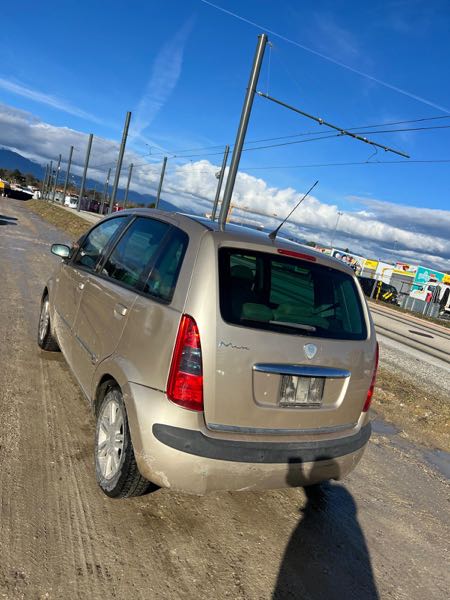 Lancia Musa 1.4 16v sel