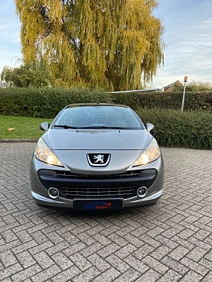 Peugeot 207 12M garantie/Peugeot 207CC Cabrio/2007/85200/1.6i/€4