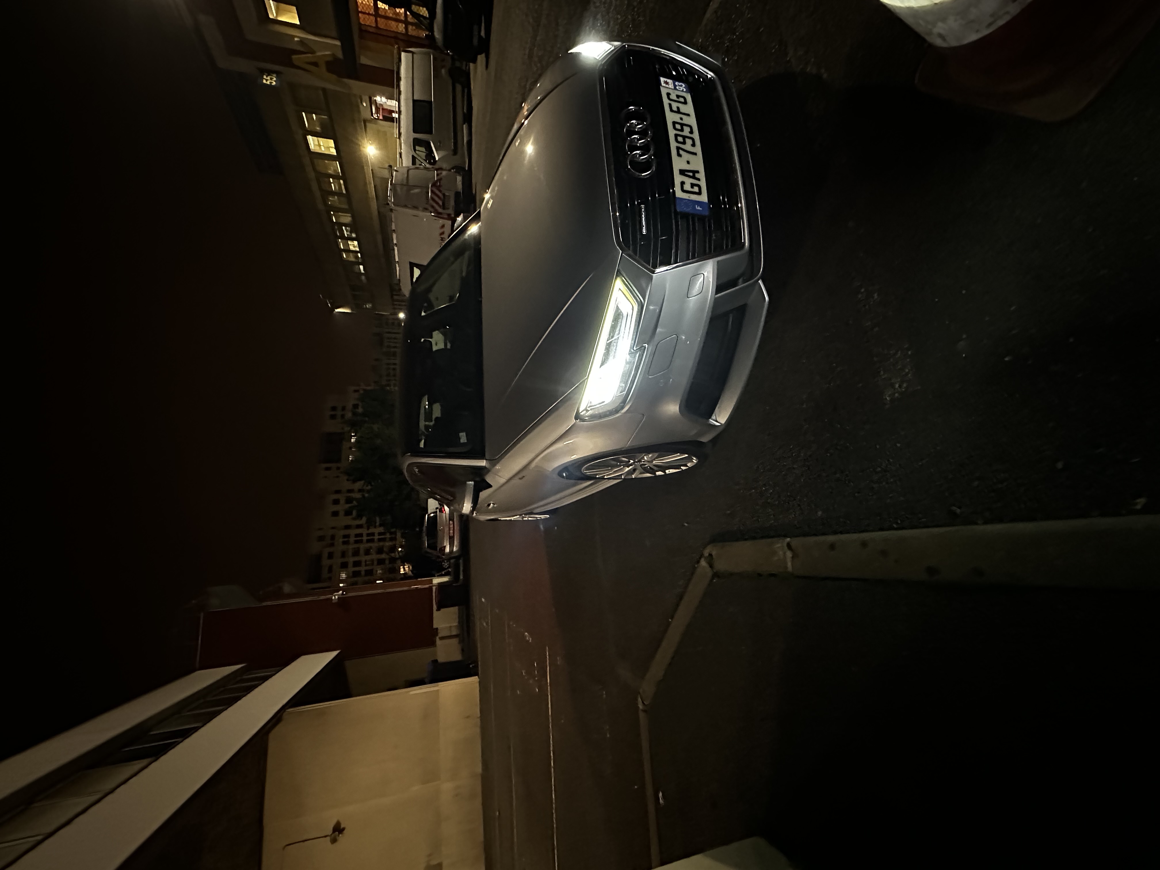 Audi A3 III (2) BERLINE 40 TDI 184 S LINE PLUS QUATTRO S TRONIC 7