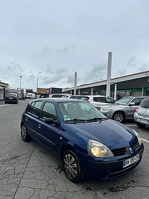 Renault Clio III 1.2 60 DYNAMIQUE 5P
