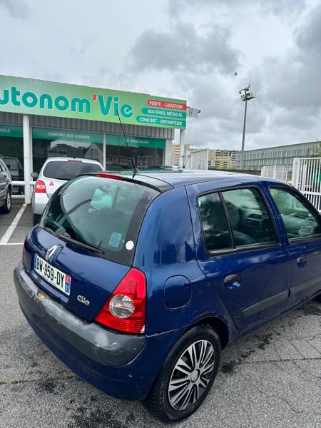 Renault Clio III 1.2 60 DYNAMIQUE 5P