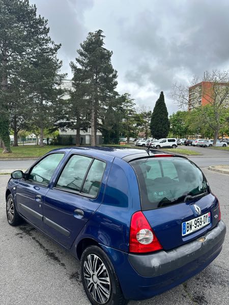 Renault Clio III 1.2 60 DYNAMIQUE 5P