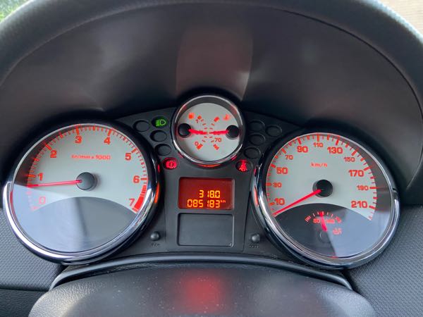 Peugeot 207 12M garantie/Peugeot 207CC Cabrio/2007/85200/1.6i/€4