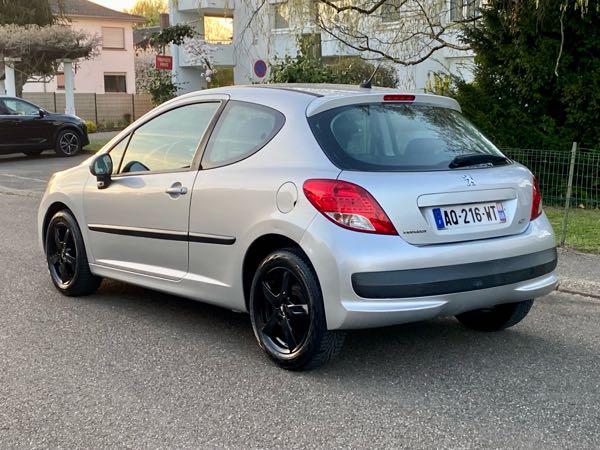 Peugeot 207 (2) 1.4 75 ACCESS 3P