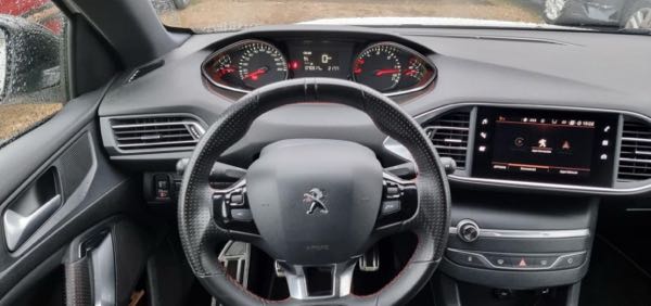 Peugeot 308 II (2) 1.5 BLUEHDI 130 GT LINE