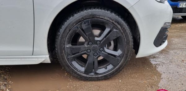 Peugeot 308 II (2) 1.5 BLUEHDI 130 GT LINE