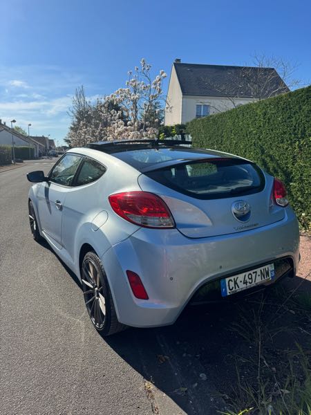 Hyundai Veloster 1.6 GDI 140 PACK PREMIUM