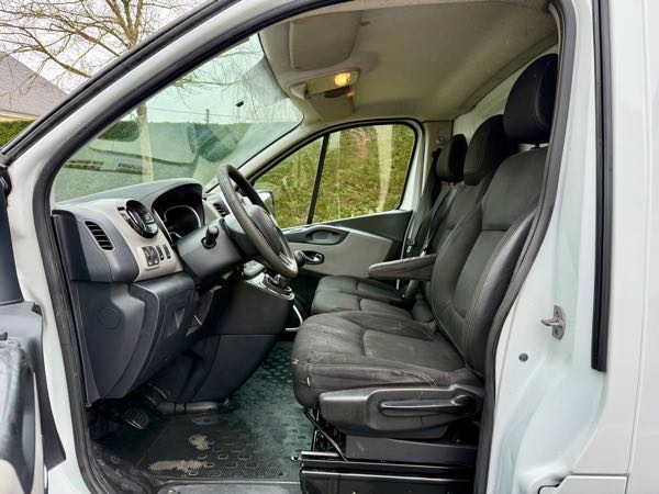 Renault Trafic III (2) FG GRAND CONFORT L1H1 1200 DCI 120