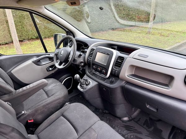 Renault Trafic III (2) FG GRAND CONFORT L1H1 1200 DCI 120