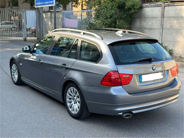 Bmw Serie 3 (E91) TOURING 318D 143 LUXE BVA