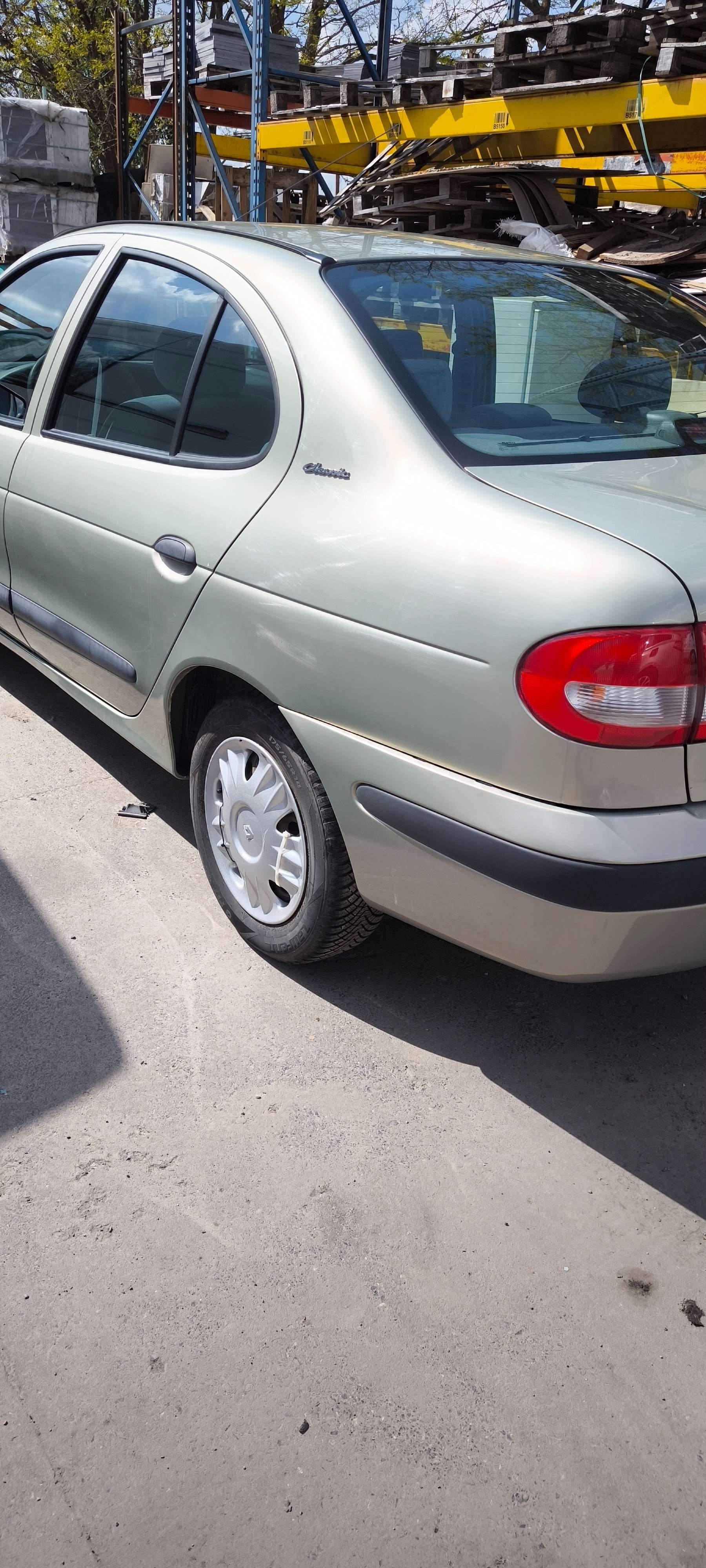 Renault R 19 1400 essence Classic  85000 km.