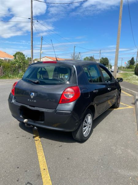 Renault Clio III 1.5 DCI 70 SPORT WAY 3P