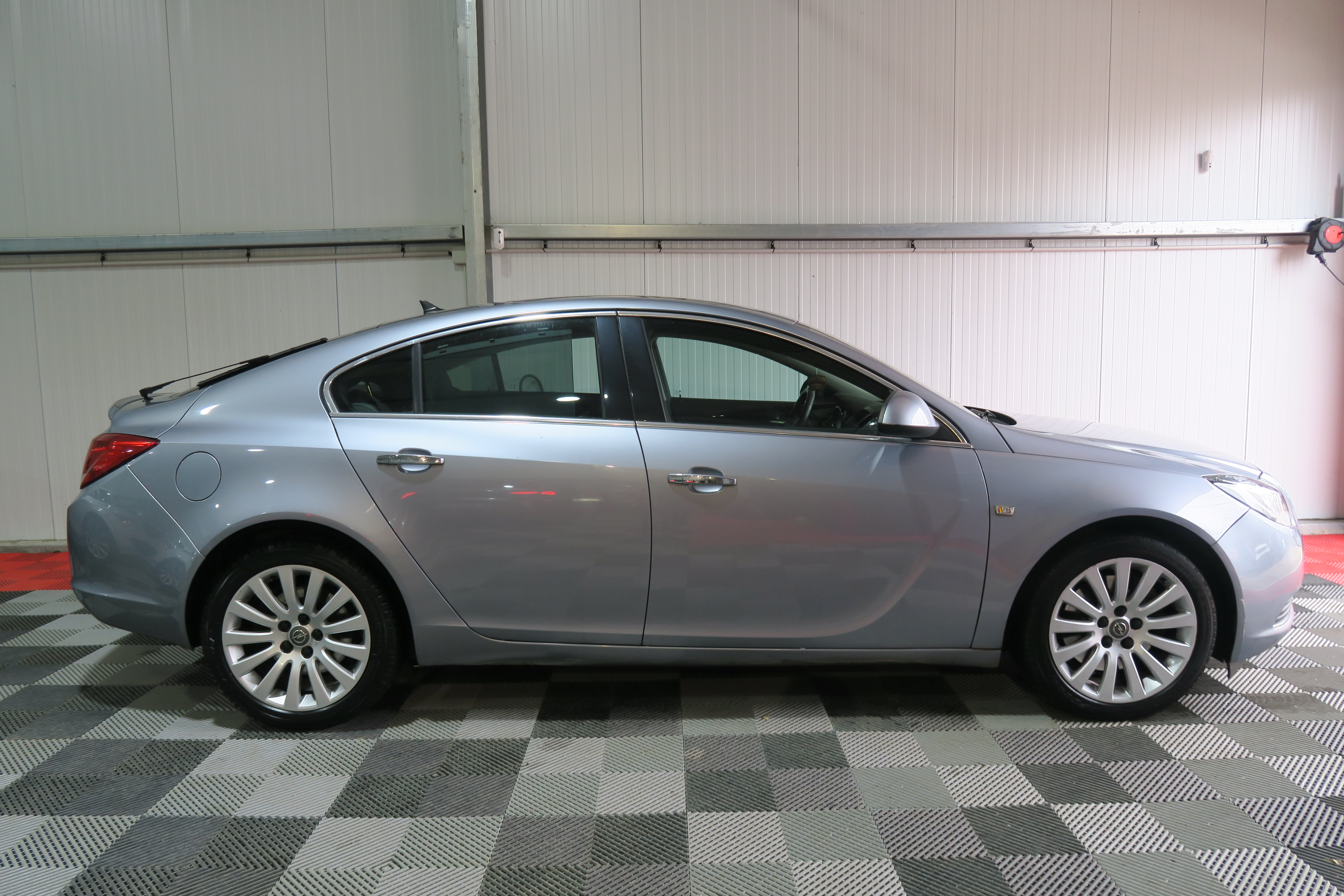 Opel Insignia 2.8 V6 T 260 COSMO PACK 4X4 BVA 5P