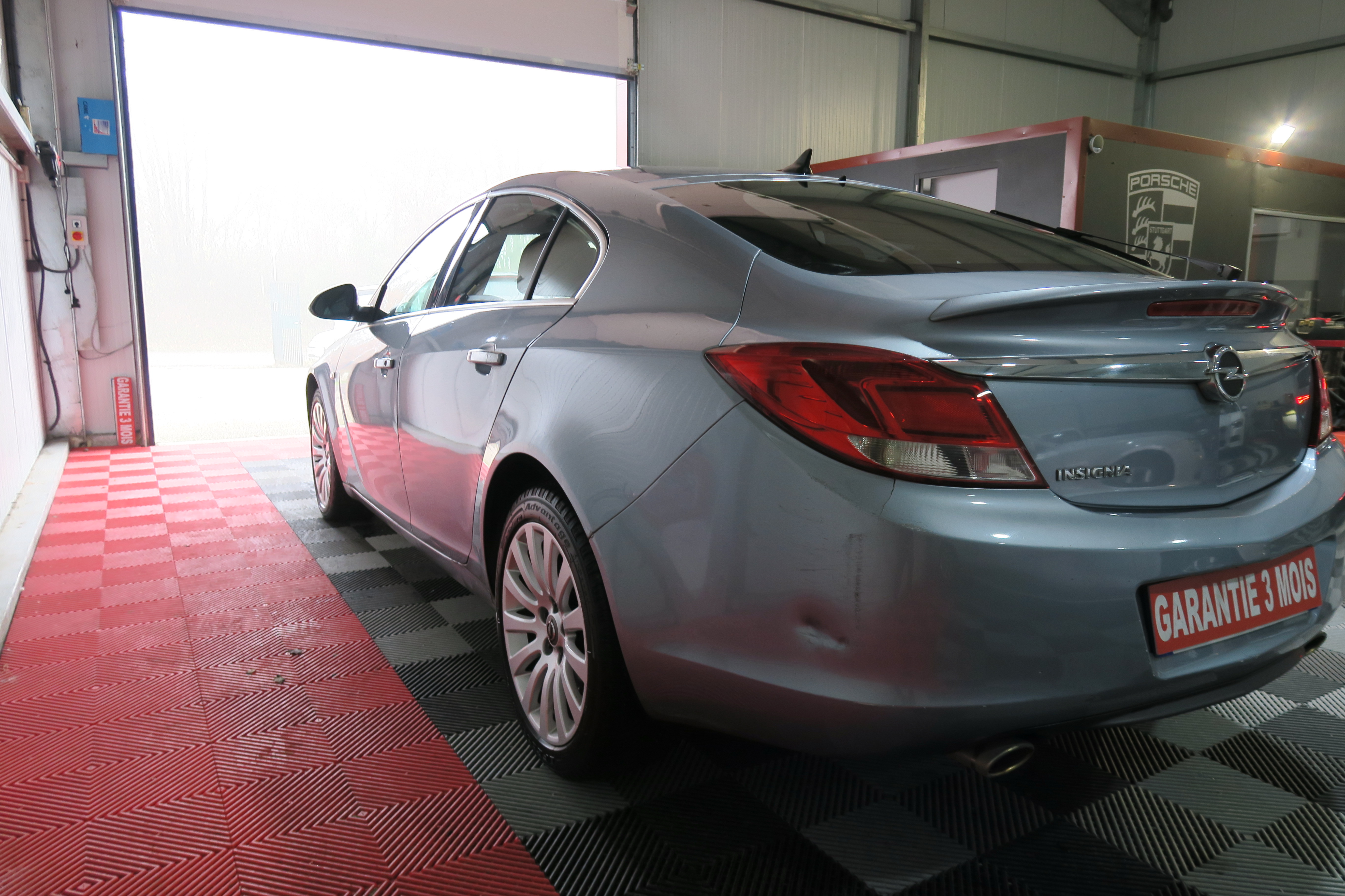 Opel Insignia 2.8 V6 T 260 COSMO PACK 4X4 BVA 5P