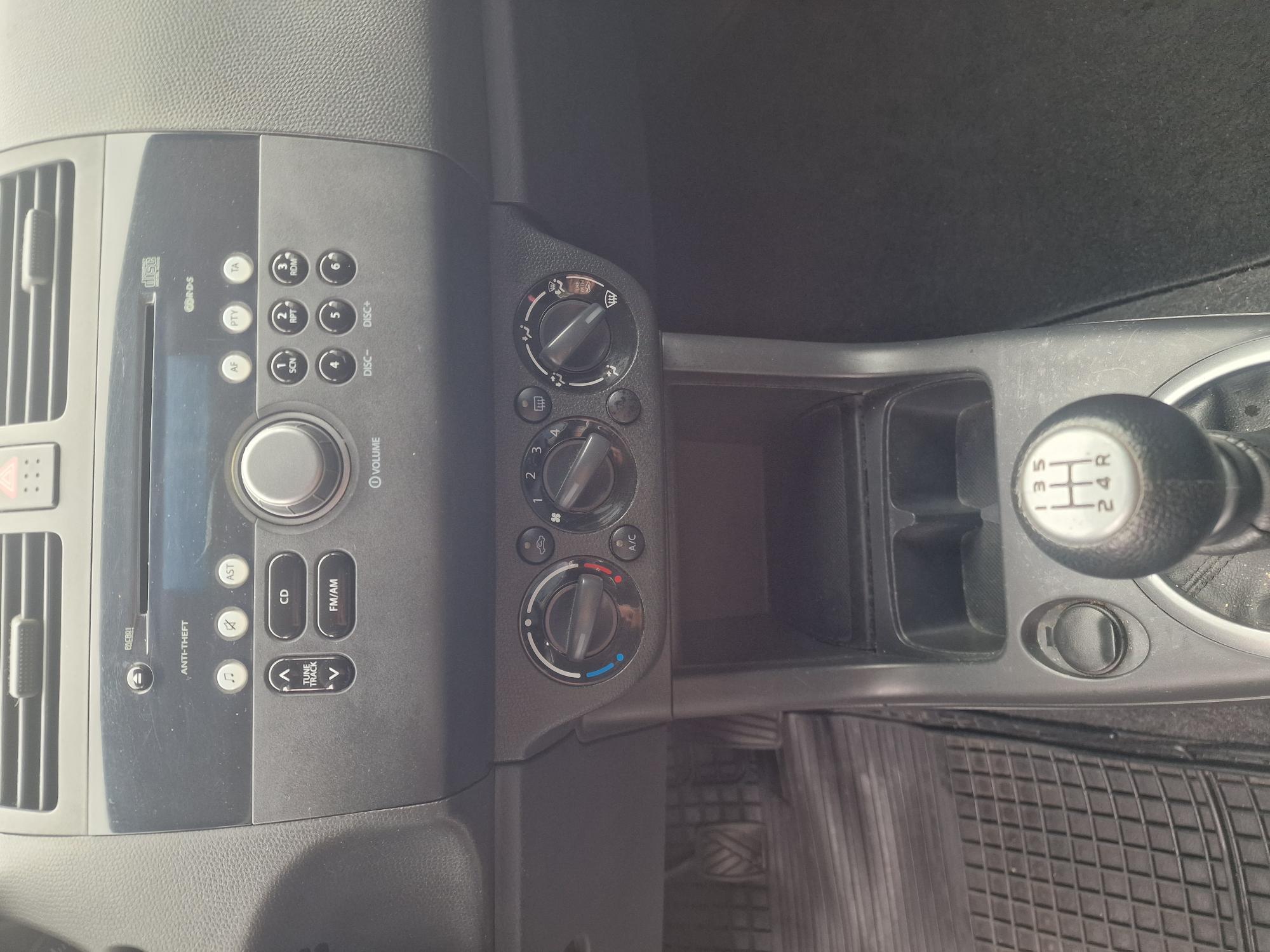 Suzuki Swift CONFORT - 66 132Kms - Premier main - Parfait Etat